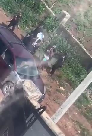Full Video: Policemen Beat, Slap IMSU Students For Refusing To Allow Access To Their Phones