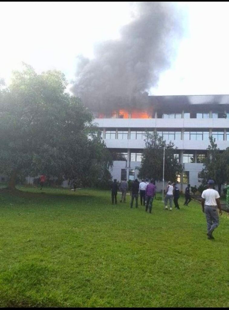 Supreme Court of Nigeria has been attacked and in flames