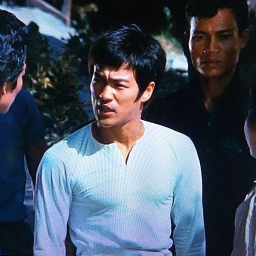 Bruce Lee - A man who has crossed the line of human possibility